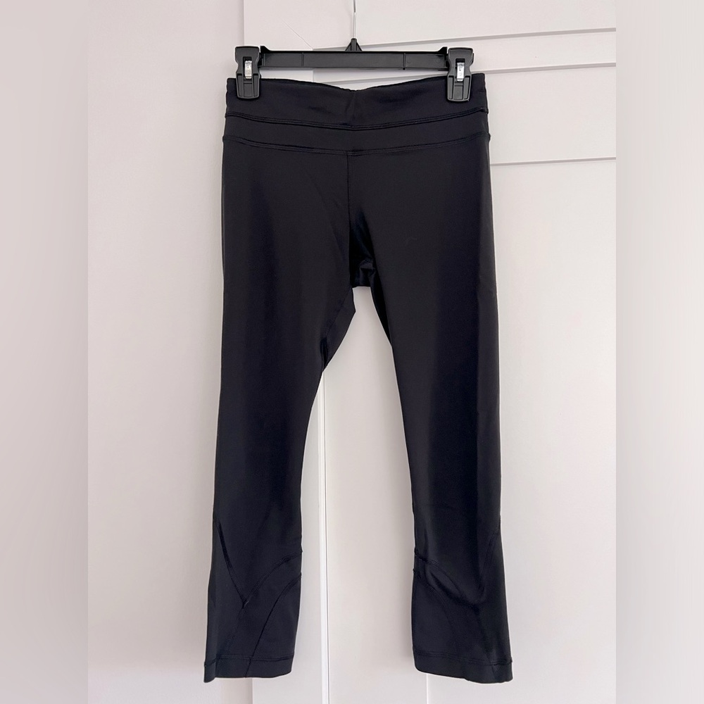 Lululemon Mesh Leggings - Picture 6 of 13